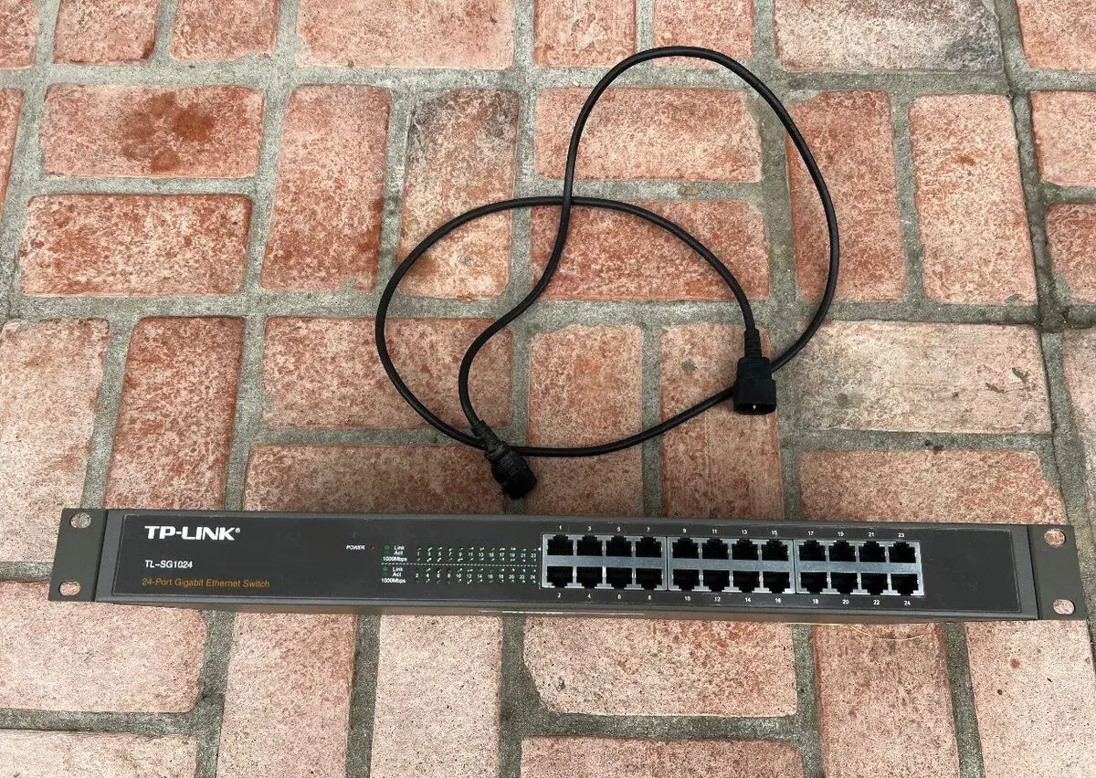 Gigabitový switch TP-Link TL-SG1024 – 24 portů (do racku)