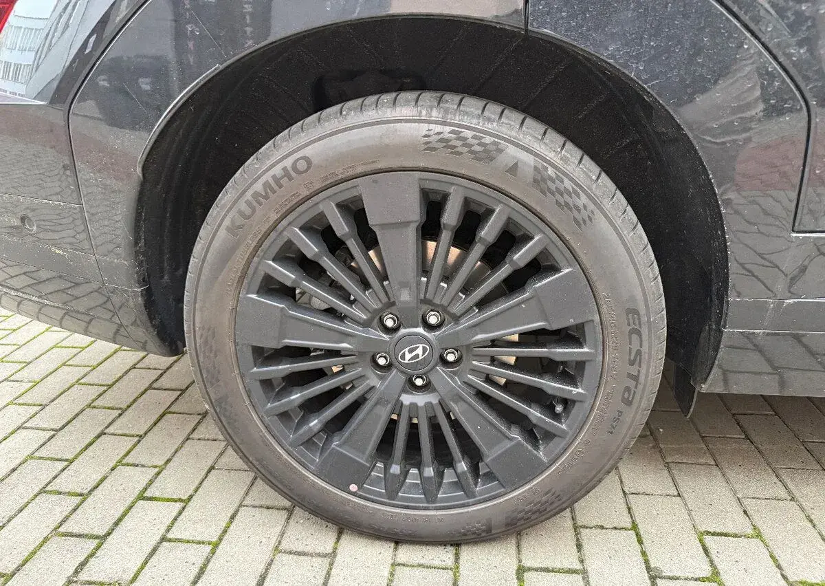 Letní KUMHO Ectsa 225/45 R20" 2024