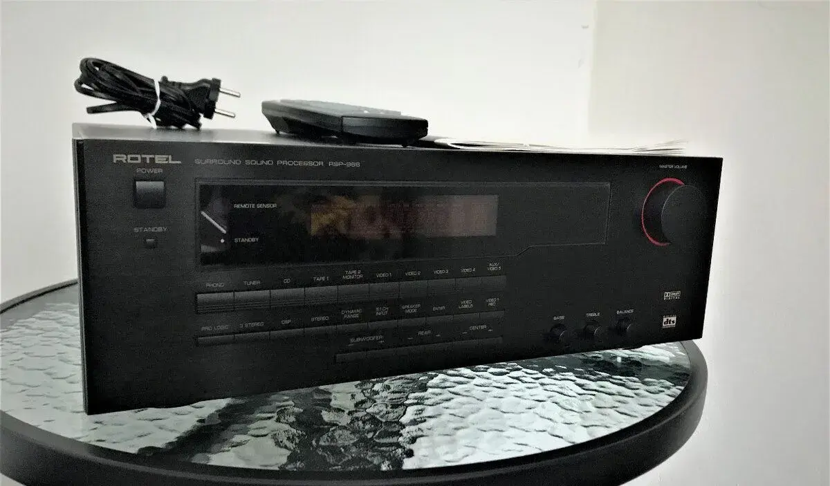 ROTEL RSP - 966 předzesilovač