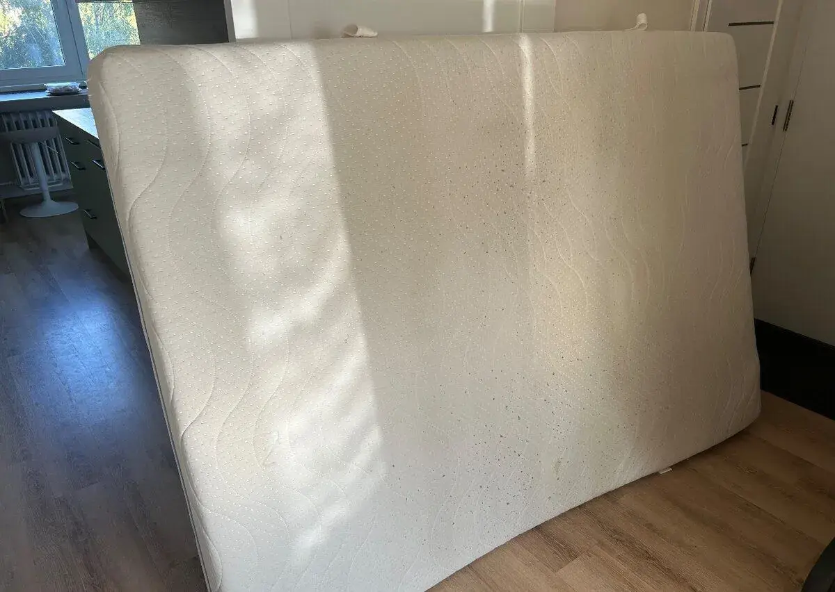 Matrace 140x200cm za odvoz