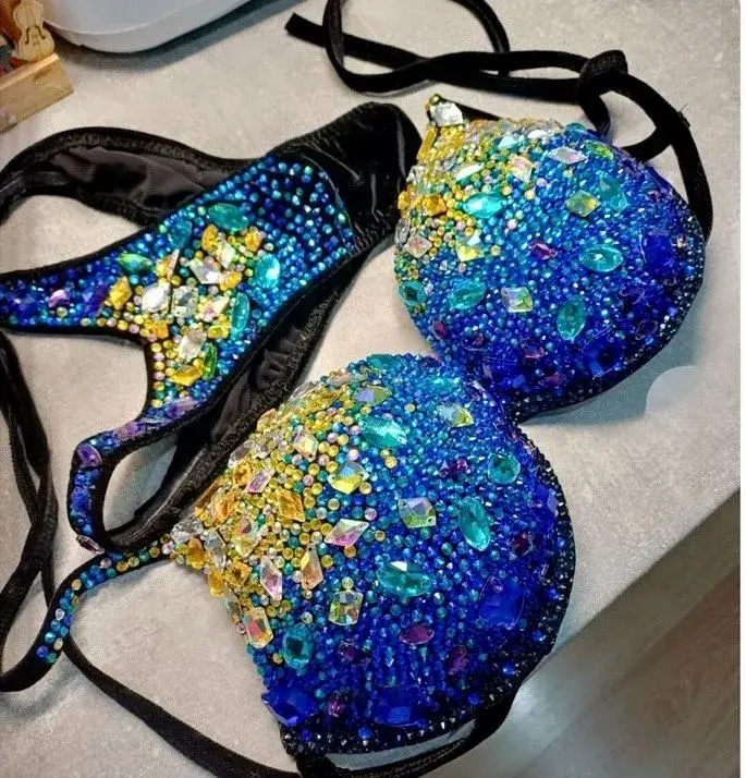 Závodní bikiny plavky