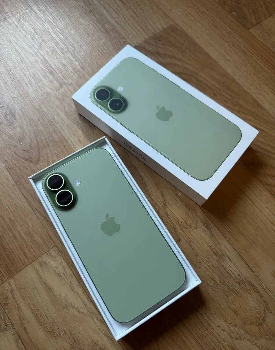 Apple iPhone 17 256GB zelený