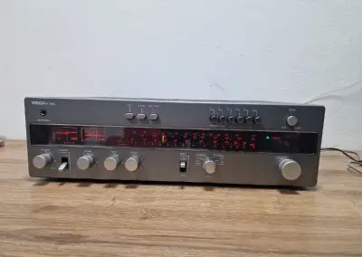 Vintage Hi-Fi receiver WEGA R 3140 (Special Edition)