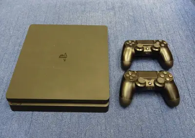Herní konzole PS4 Sony PlayStation 4 SLIM 1TB