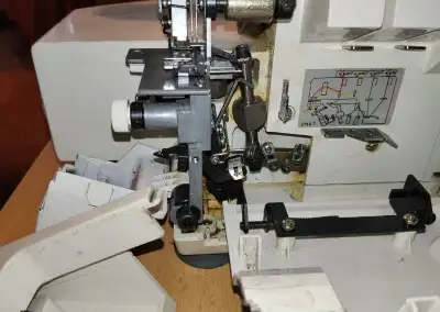 Overlock Zetína 4150 M