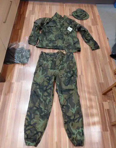 Maskáče ačr ,bunda,kalhoty vz.95 ,nové velké