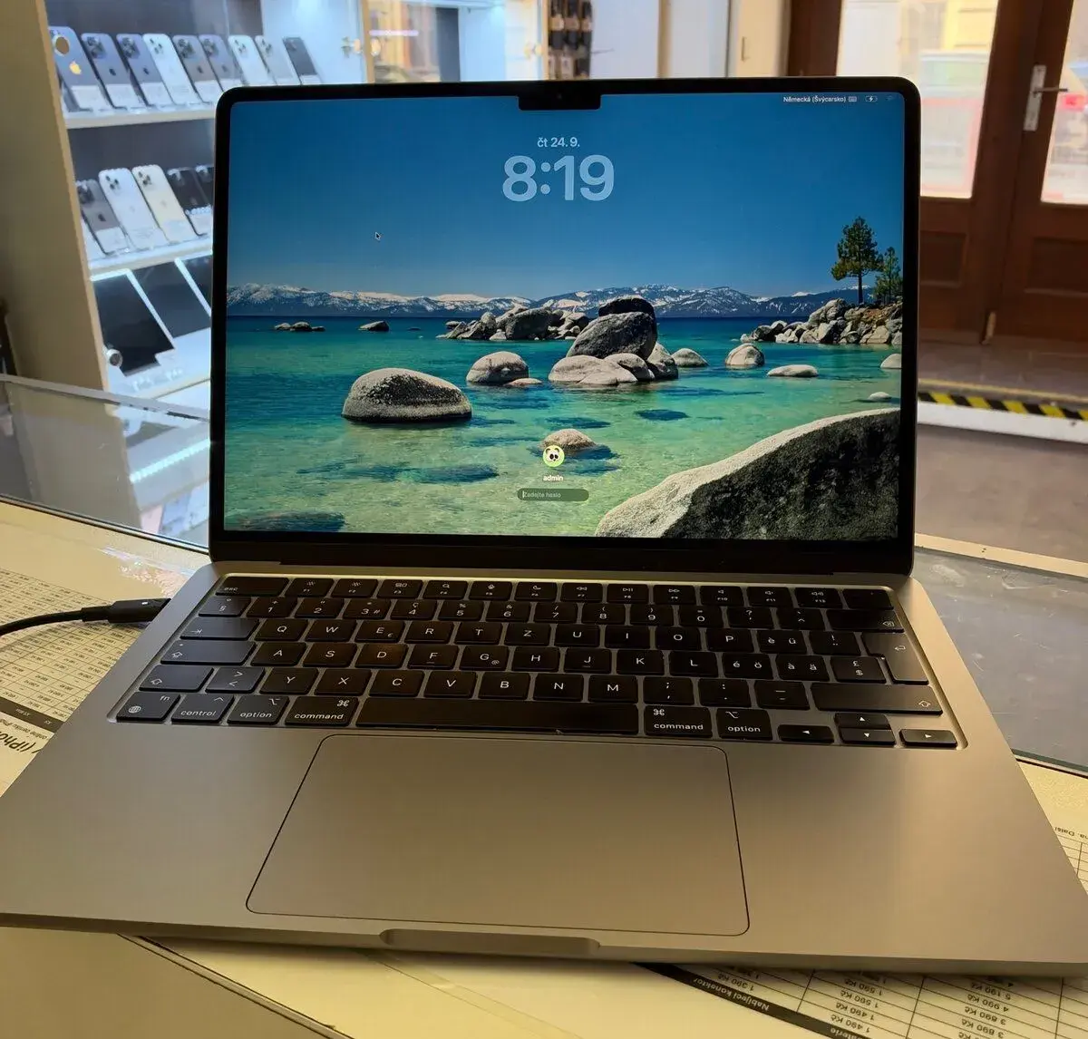 Macbook Air 13 M2/8GB/256GB Space Grey