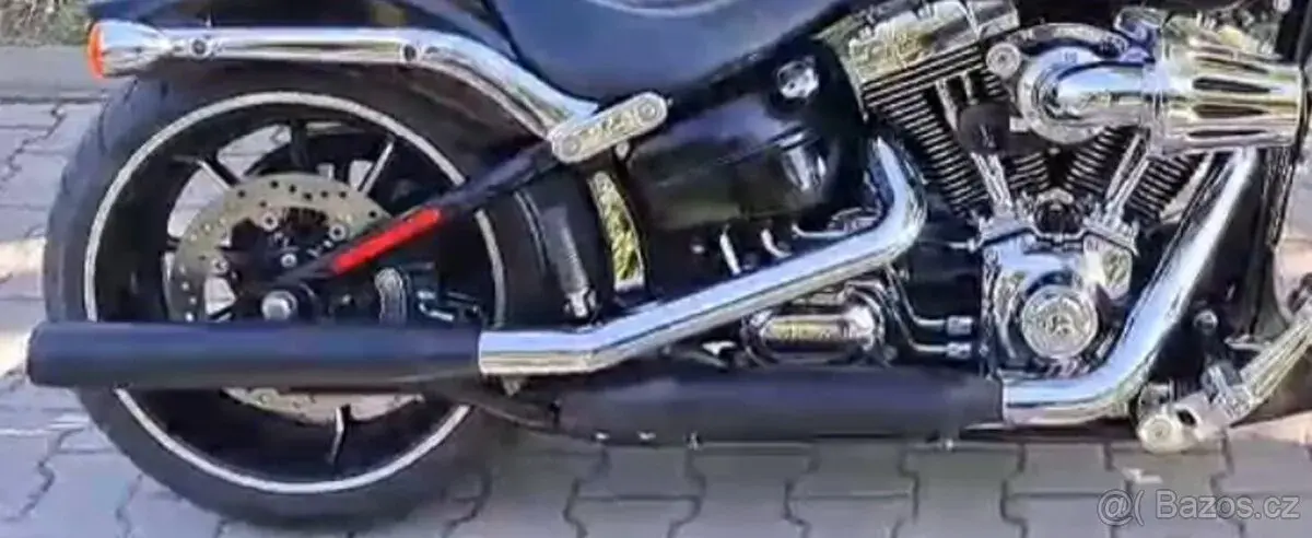 HARLEY DAVIDSON Breakout - výfuky