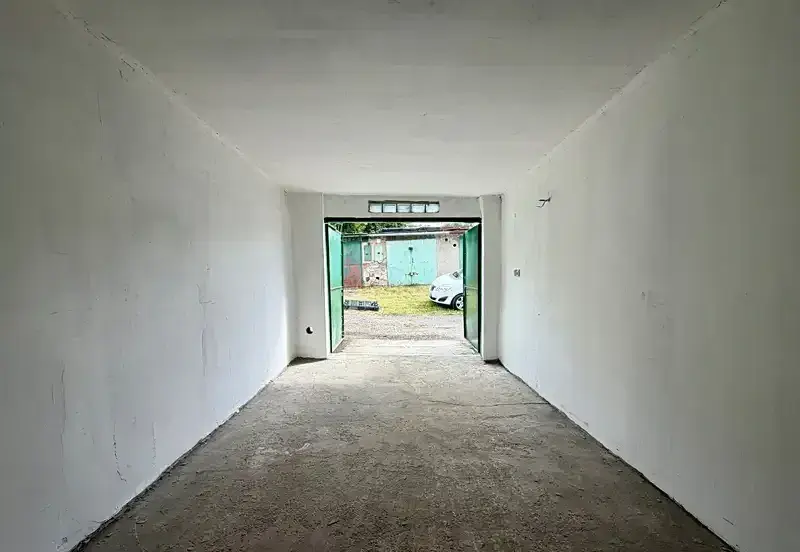 Pronájem garáže 18 m² Sionkova, Ostrava - Slezská Ostrava