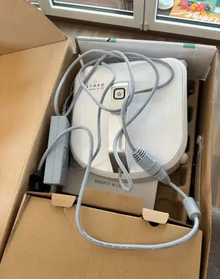 Robotický čistič oken Symbo Weebot W130
