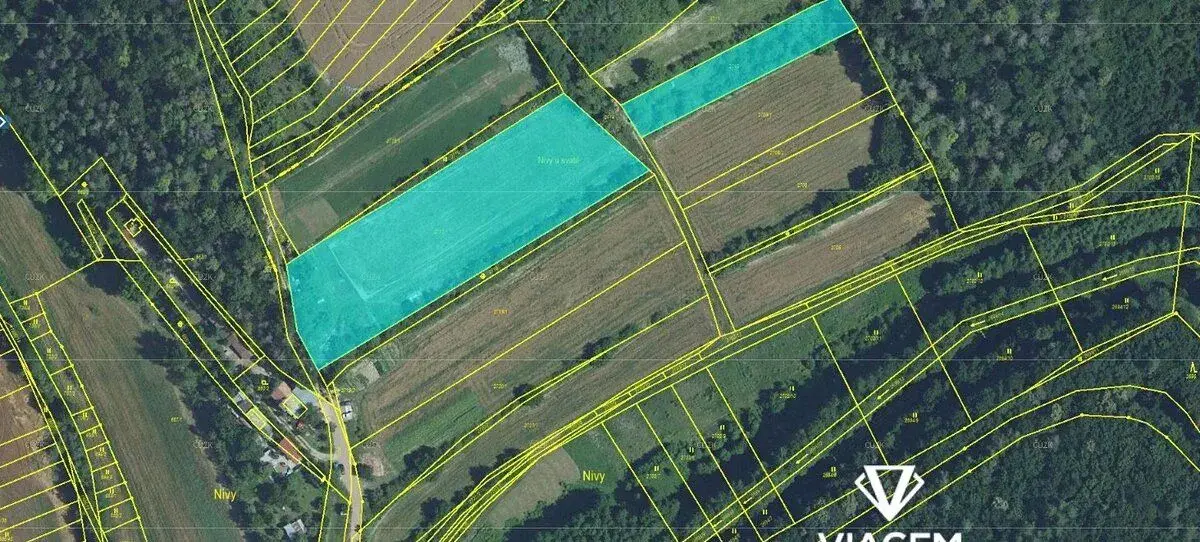 Zahrada 8 825 m², Podíl 25 % o výměře 2 206 m²