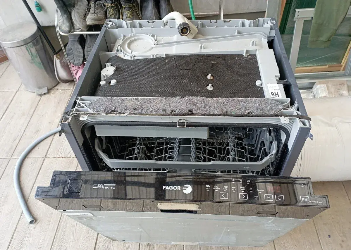 Myčka Fagor LVF74IT
