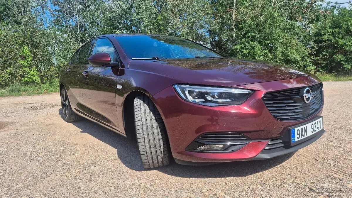 Opel Insignia – 2019, 12 000 km