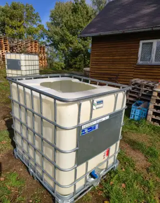 IBC nádrž kontejner 1000l