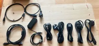 Kabely k PC, 2× HDMI, Lenovo adaptér 65 W + napájecí kabely