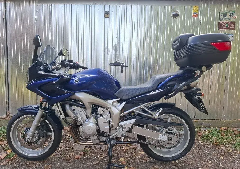 Yamaha FZ6 S Fazer, pouze 15tkm, skvělá cena