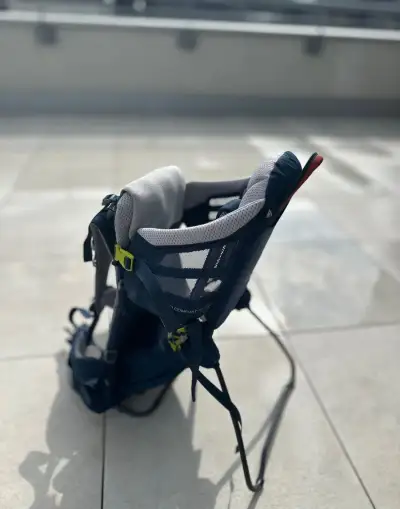 Dětská turistická krosna Deuter Kid Comfort Active