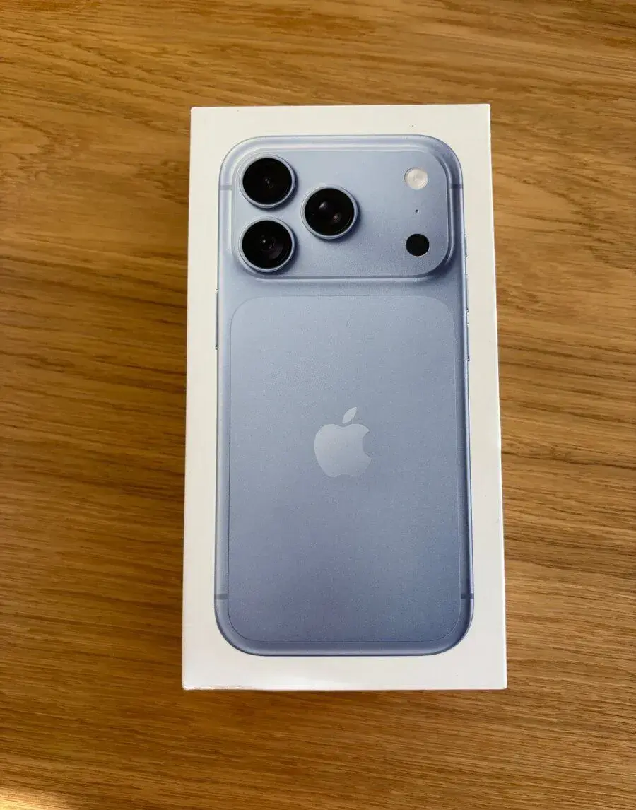iPhone 18 pro 512gb modrý 2 ROKY CZ ZÁRUKA
