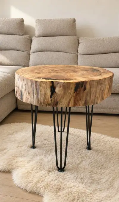Konferenční stolek z masivu s černým epoxidem 60 cm