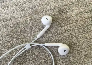 Apple sluchátka nové