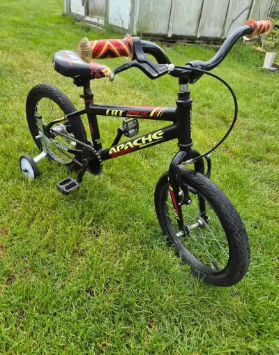 Dětské kolo Apache