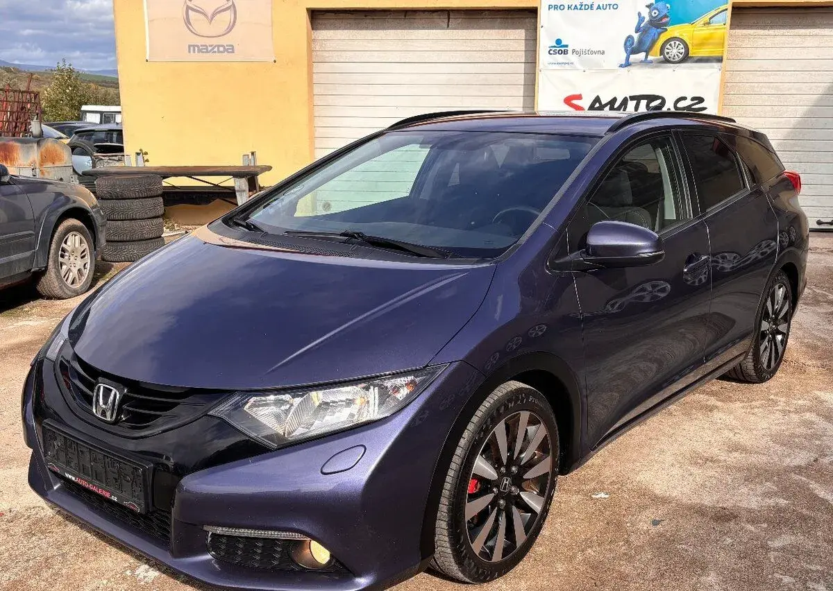 ▶️HONDA CIVIC 1.8 104KW,2014,VÝHŘEV,NAVI,KAMERA,TZ,SERVIS◀️