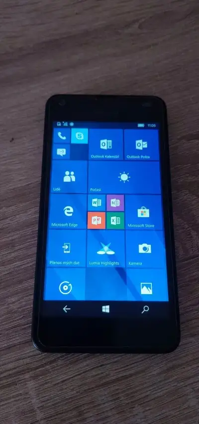 Microsoft Lumia 550