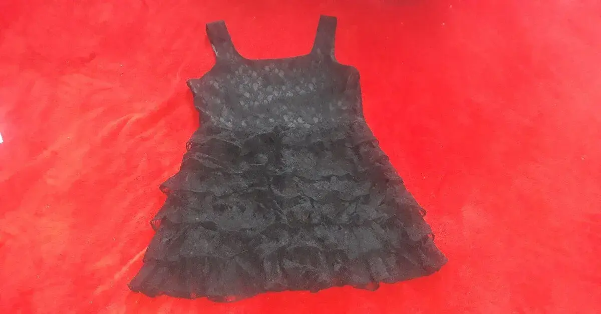 šaty 134/140 krajkové