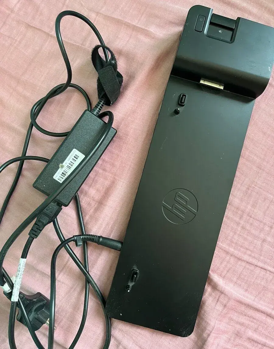 dokovací stanice HP 2013 Ultraslim