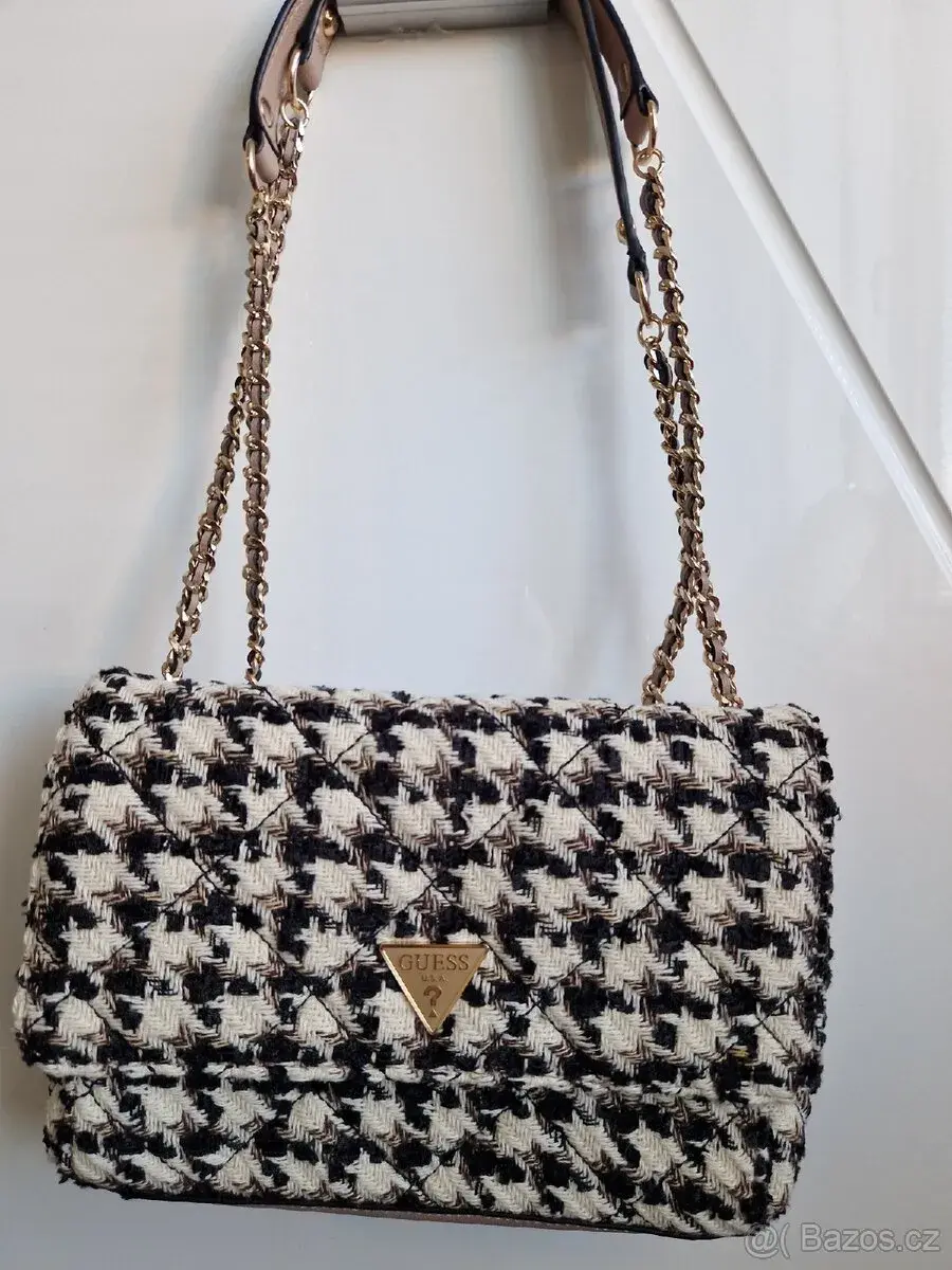 Kabelka Guess