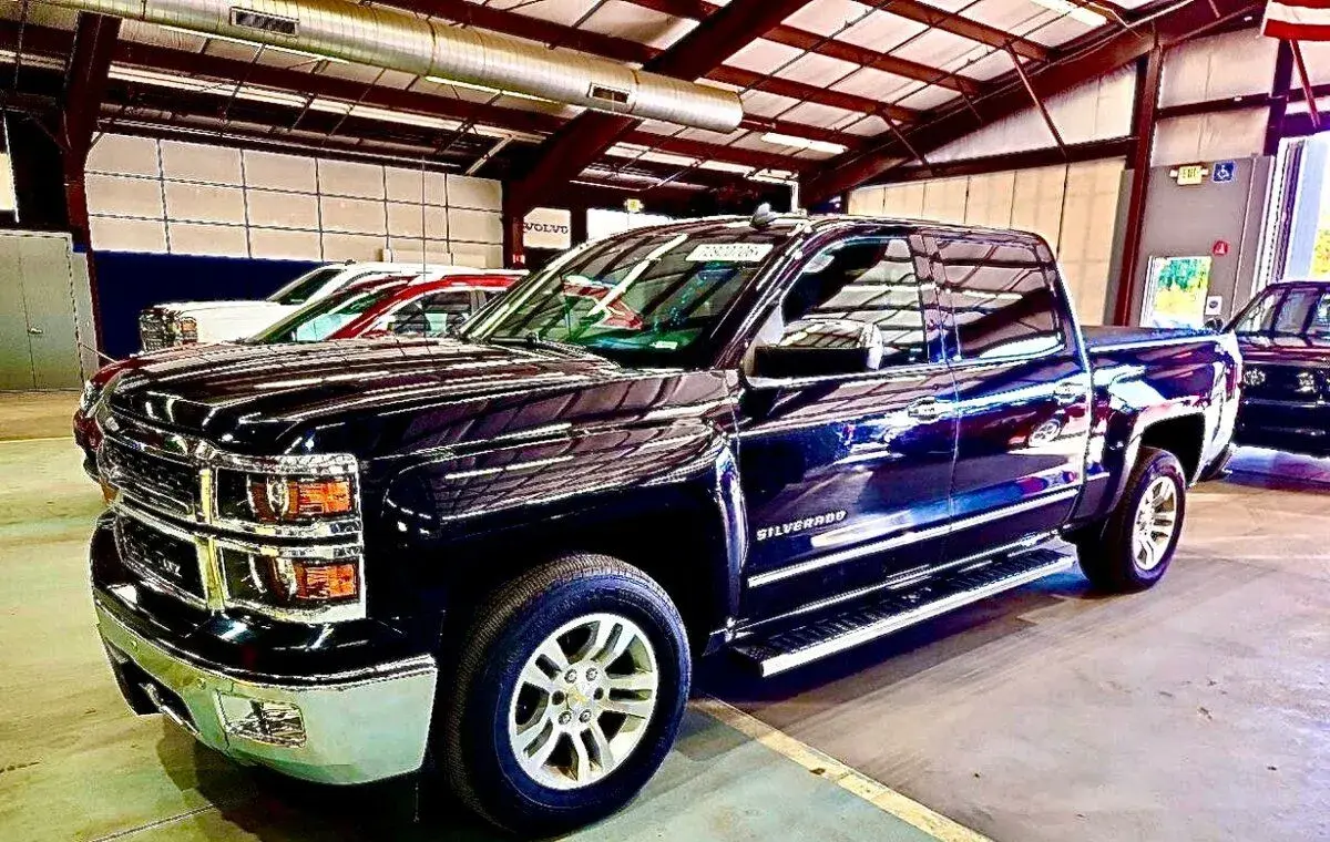 Chevrolet SILVERADO