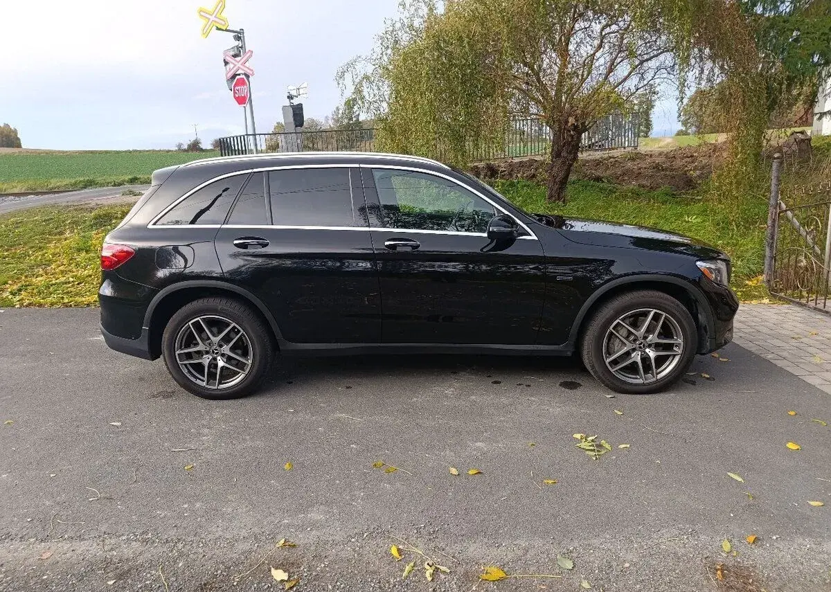 Mercedes-Benz GLC – 2019, 176 000 km