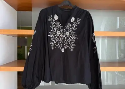Bavlněná halenka / košile s výšivkou, vel.M/L
