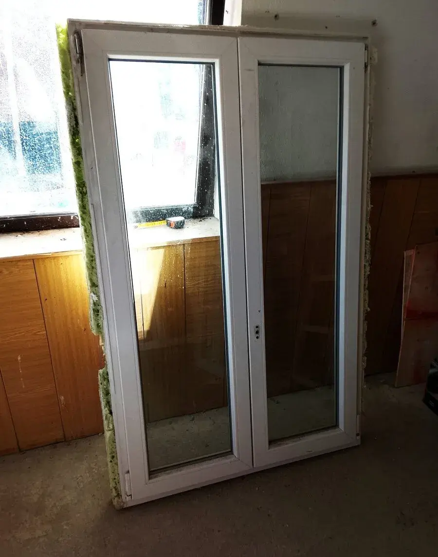Okno 106 x 168 cm, doprava