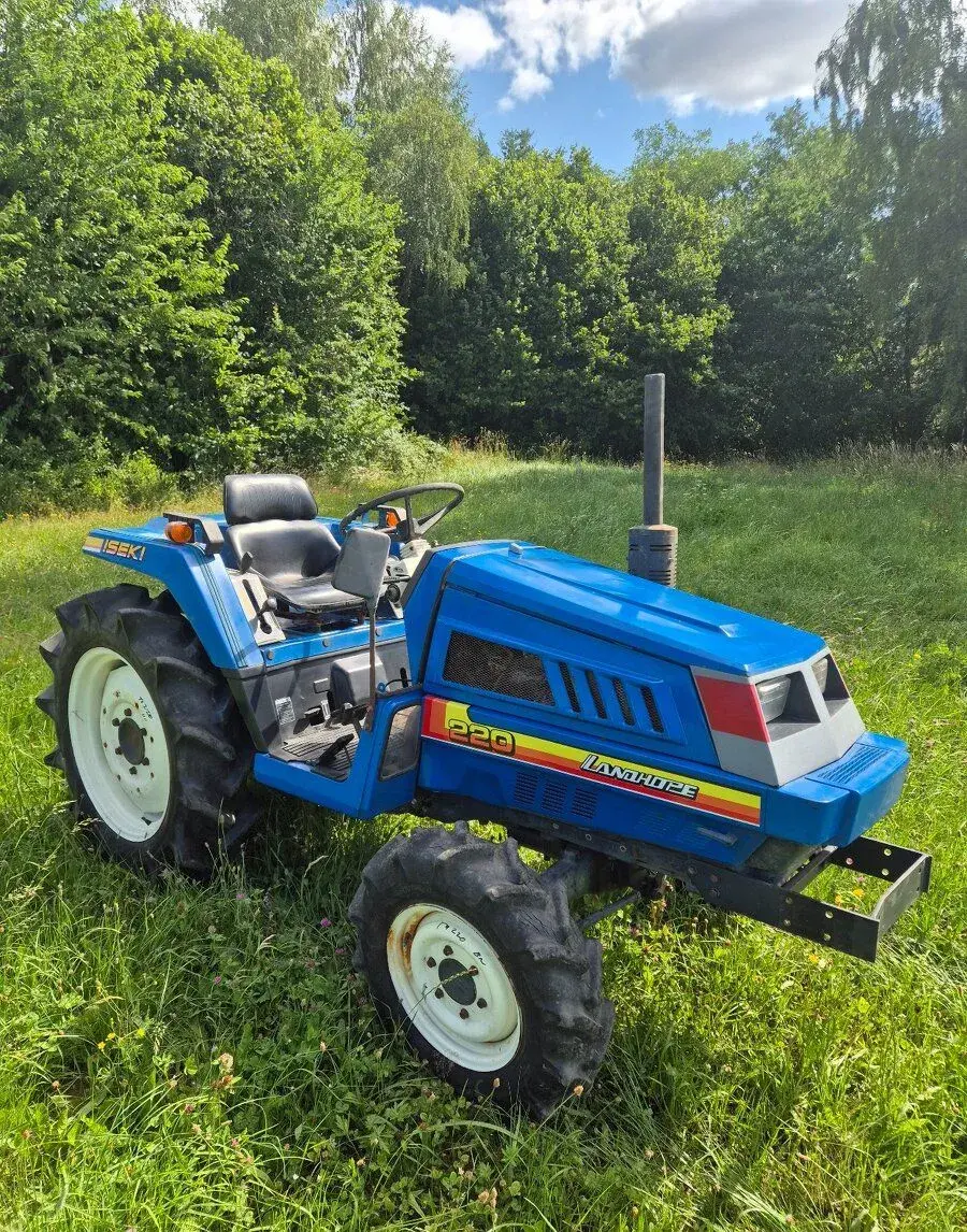 Iseki TU220F 4x4 22HP