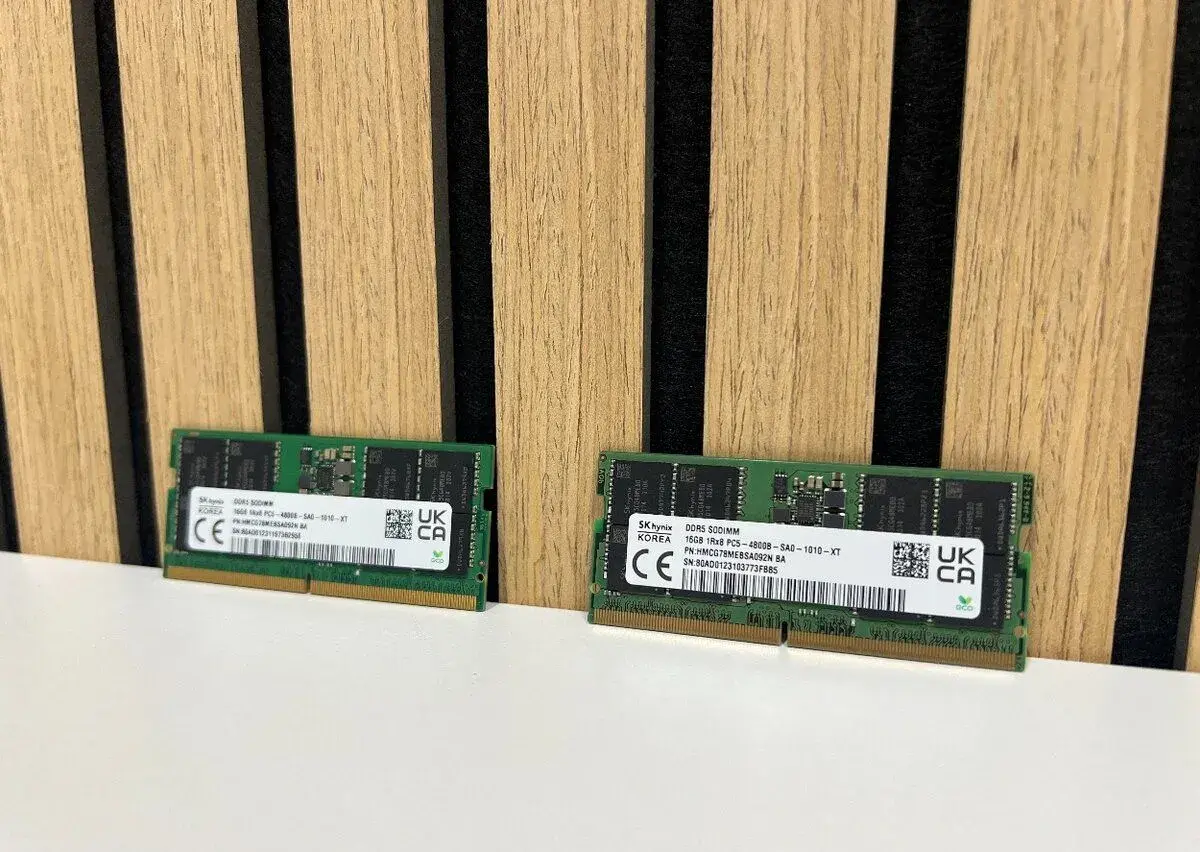DDR5 32GB (2x16GB) 4800MHz SO-DIMM SK Hynix /Adaptér do PC