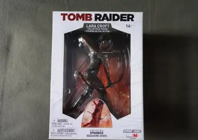 Square Enix Tomb Raider Lara Croft figurka