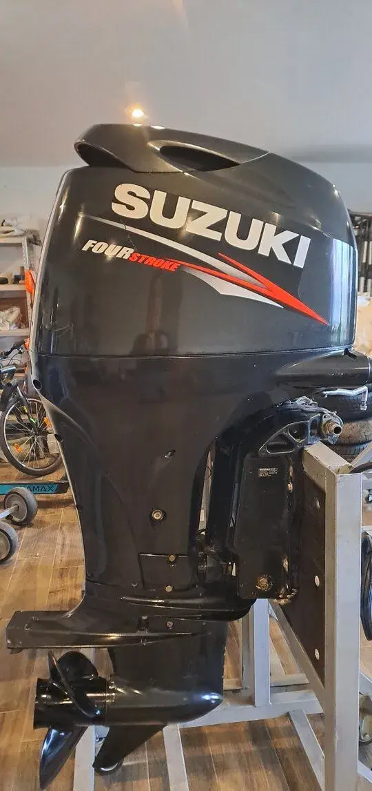 Lodní motor SUZUKI 80HP, EFI,