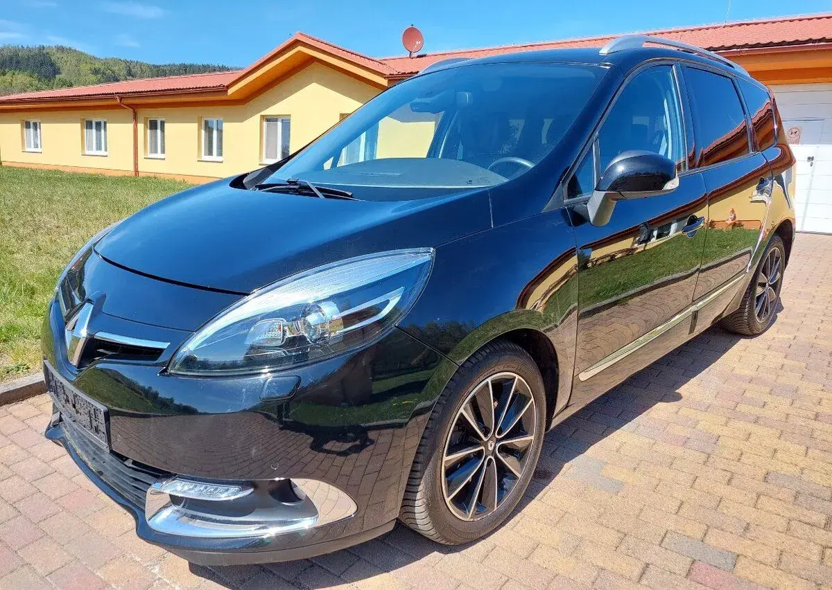 Renault Scenic – 171 900 km