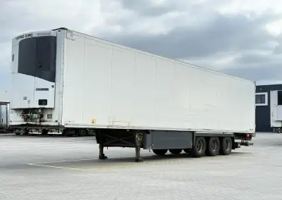 Naves Schmitz Cargobull chladak sprectrum s přepažkou