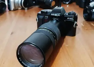 MINOLTA X-300s (Beroflex 85-300mm MC) - 1990