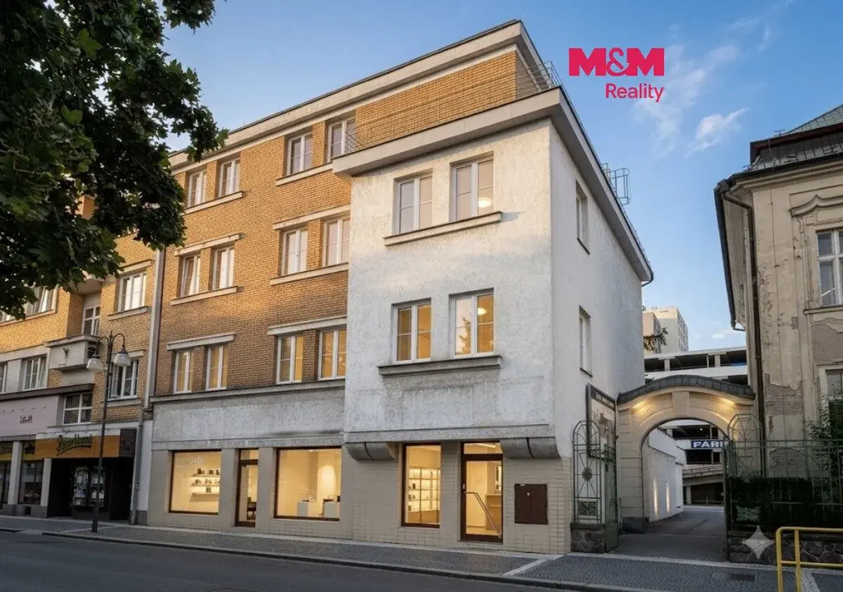 Pronájem, obchod a služby, 220 m², Pardubice