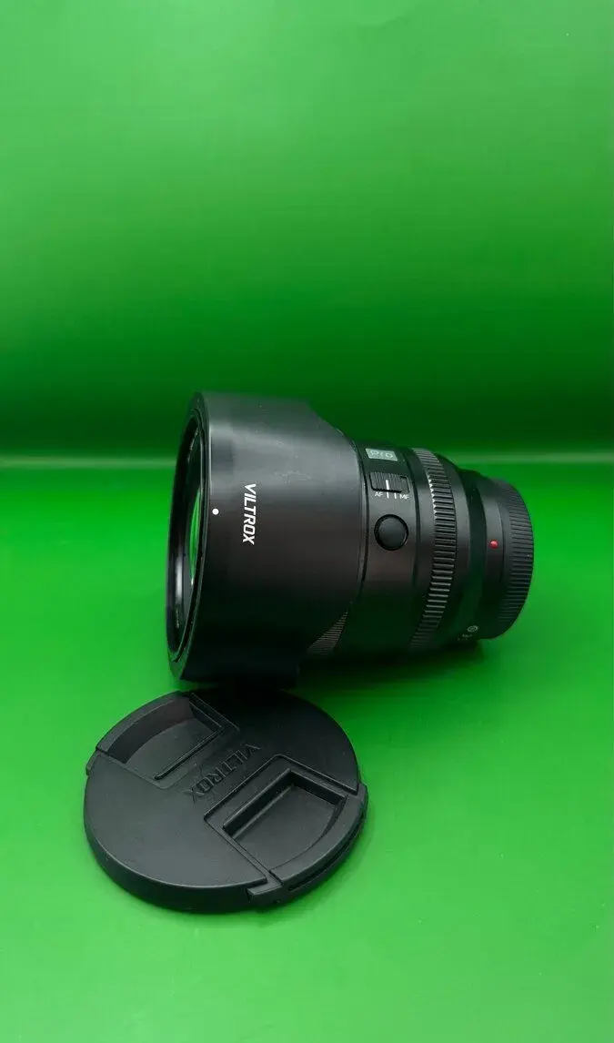 Viltrox AF 75mm f/1.2 PRO APS-C objektiv (Sony E)
