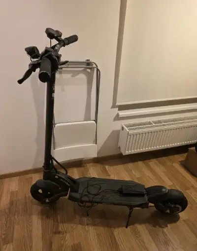 E-koloběžka KAABO Mantis 10 ECO800