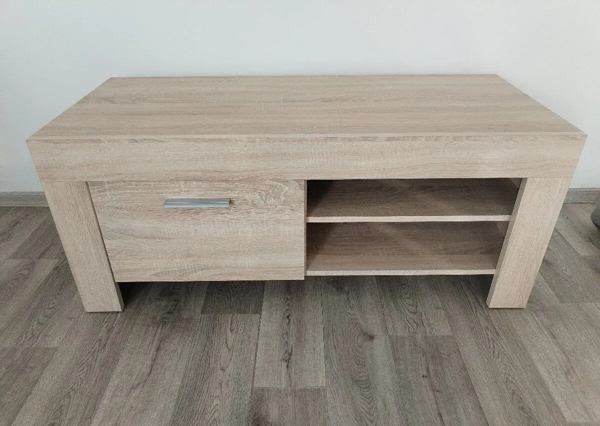 TV stolek