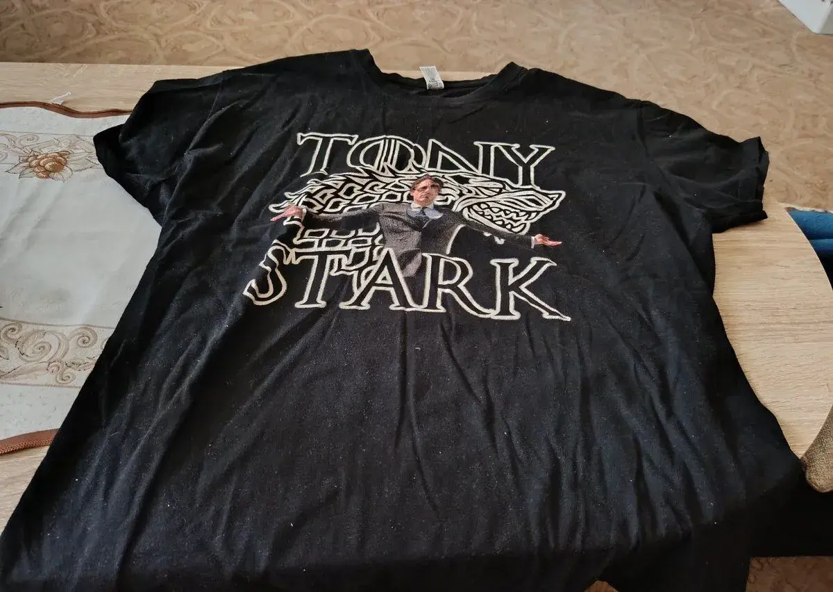 Pánská trika vel. M, L, XL a tepláky vel. L