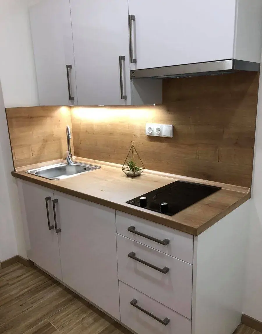 PRONÁJEM BYTU 1+KK, ulice Vejvanovská, Zlín