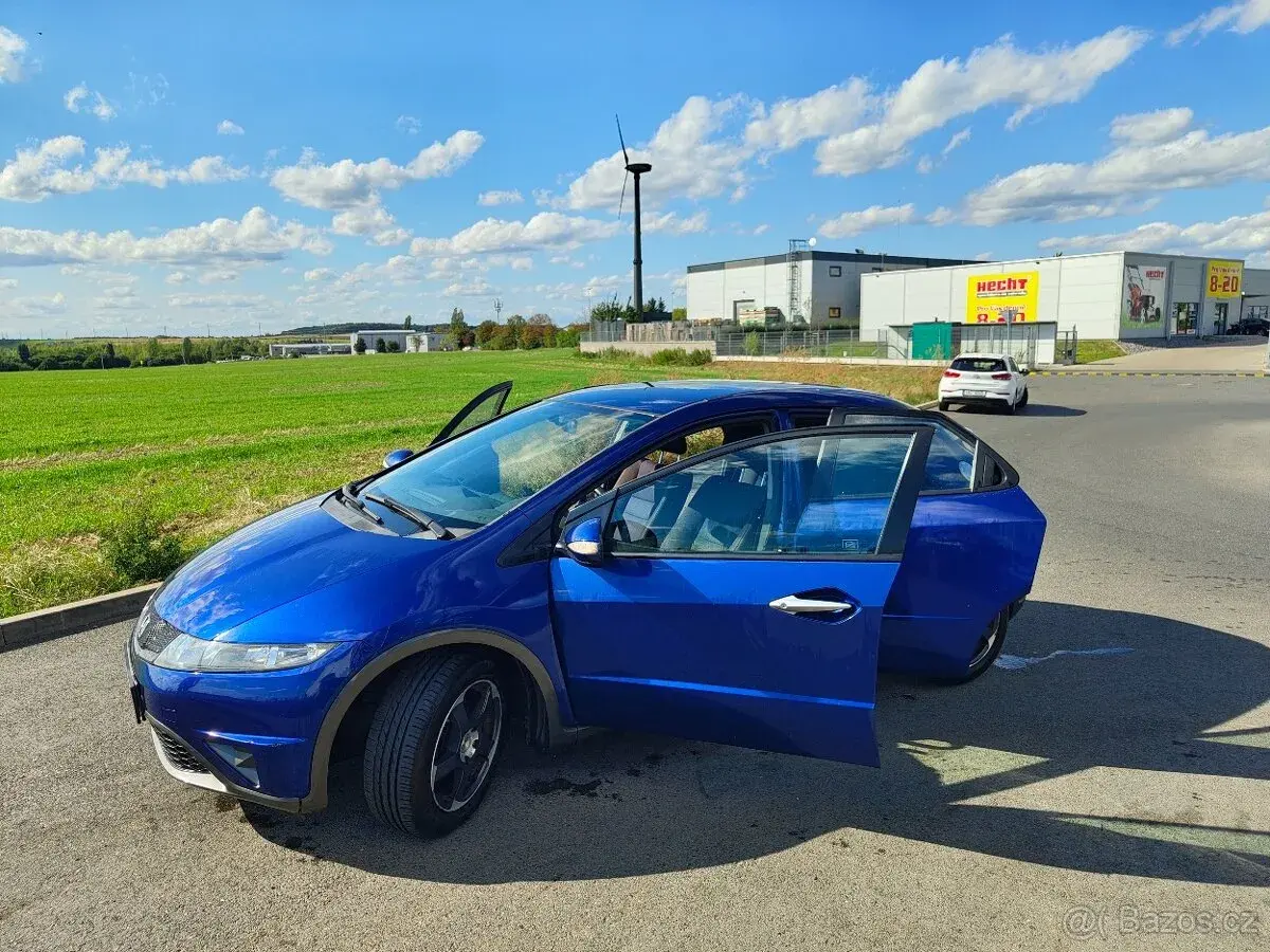 Honda Civic – 2011, 295 800 km