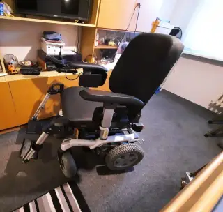 Elektrický invalidní vozík Puma 40 - se zárukou