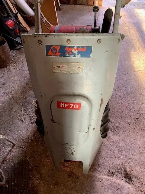Žací stroj MF 70 s lištou